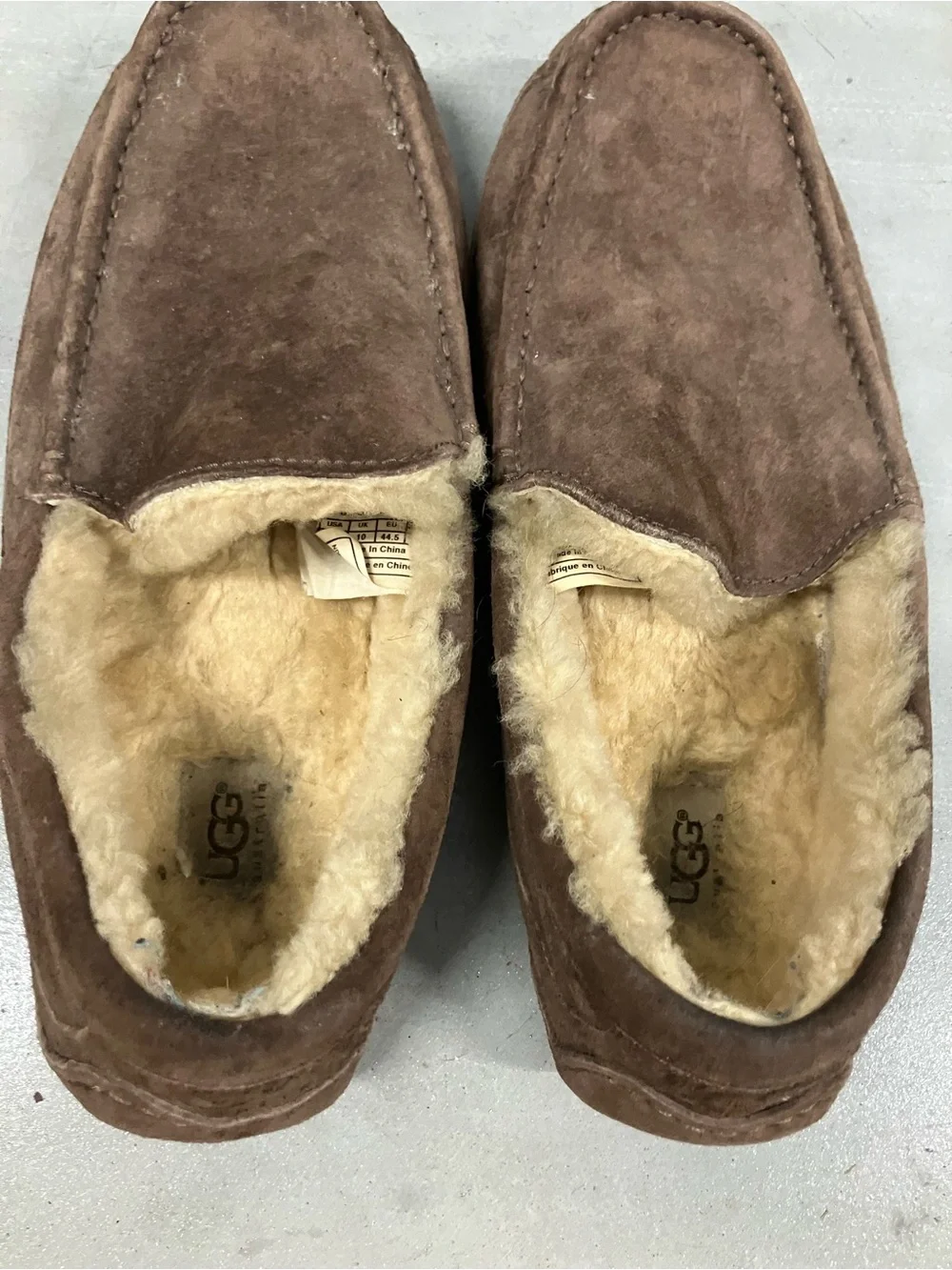 UGG Men’s Ascot Slippers